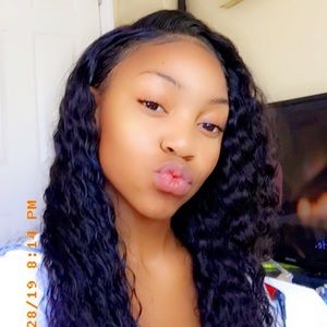 Meet your Posher, Nysa